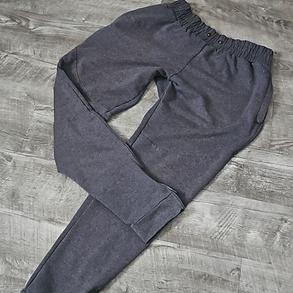 Alphalete Joggers Dark Grey athletic Activewear pants - Picture 3 of 11